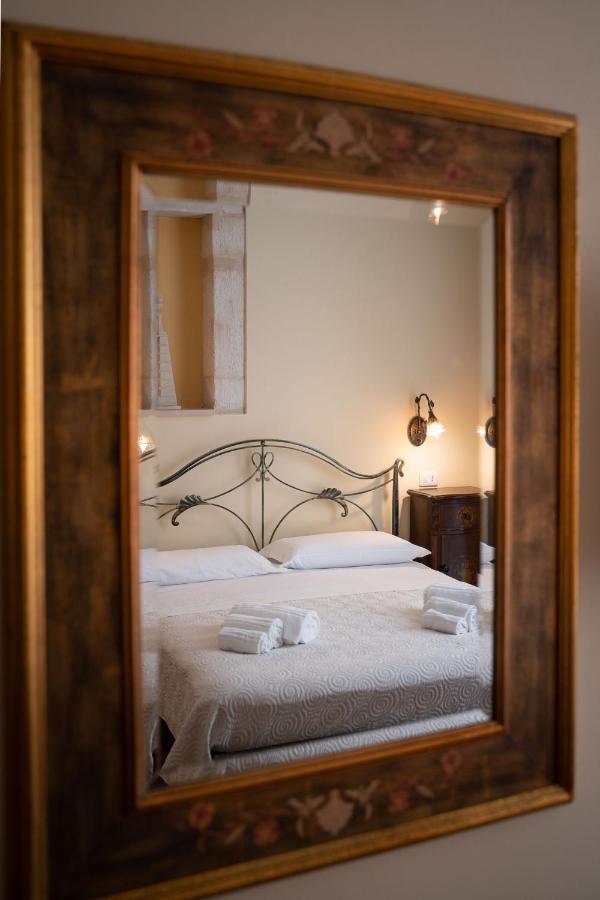 Ares Rooms Ortigia Сиракузы Экстерьер фото