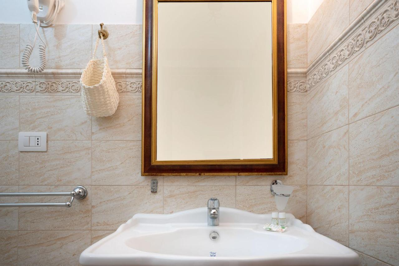 Ares Rooms Ortigia Сиракузы Экстерьер фото