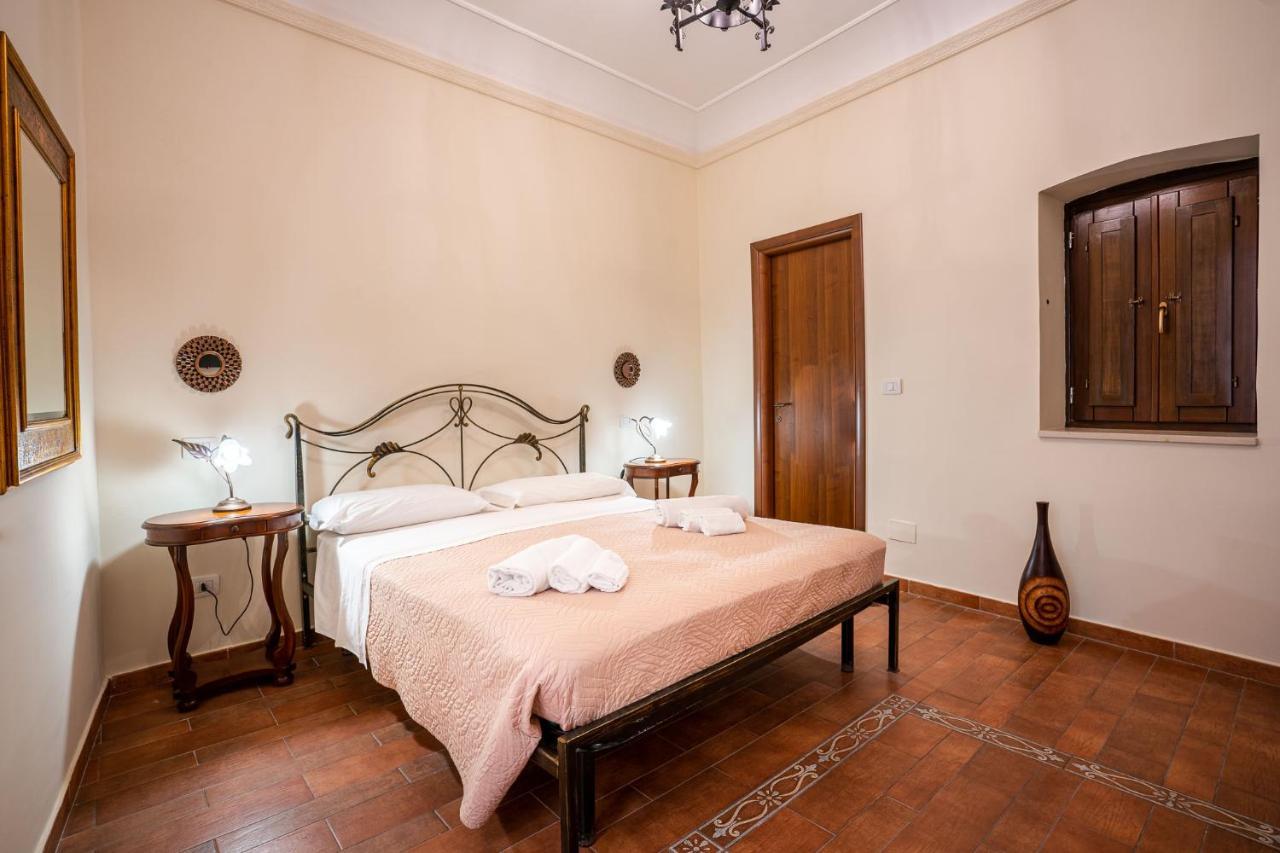 Ares Rooms Ortigia Сиракузы Экстерьер фото